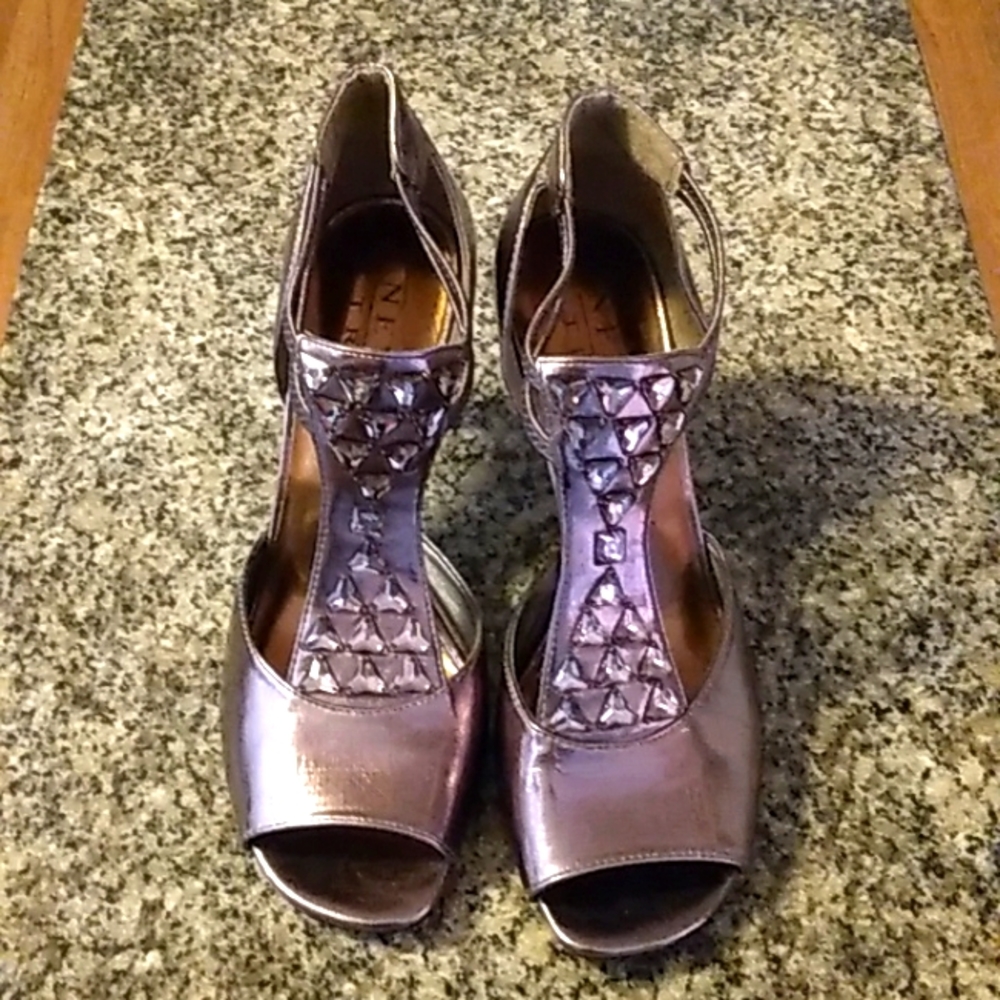 New York Transit heels